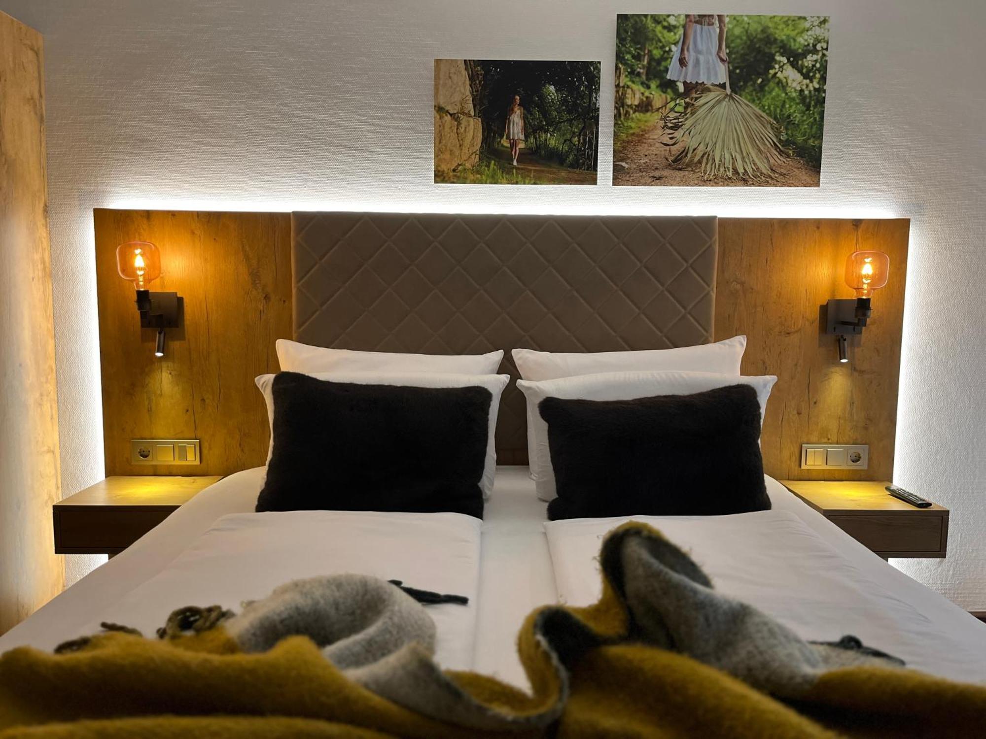 Hotel Schlossberg 바덴바일러 외부 사진