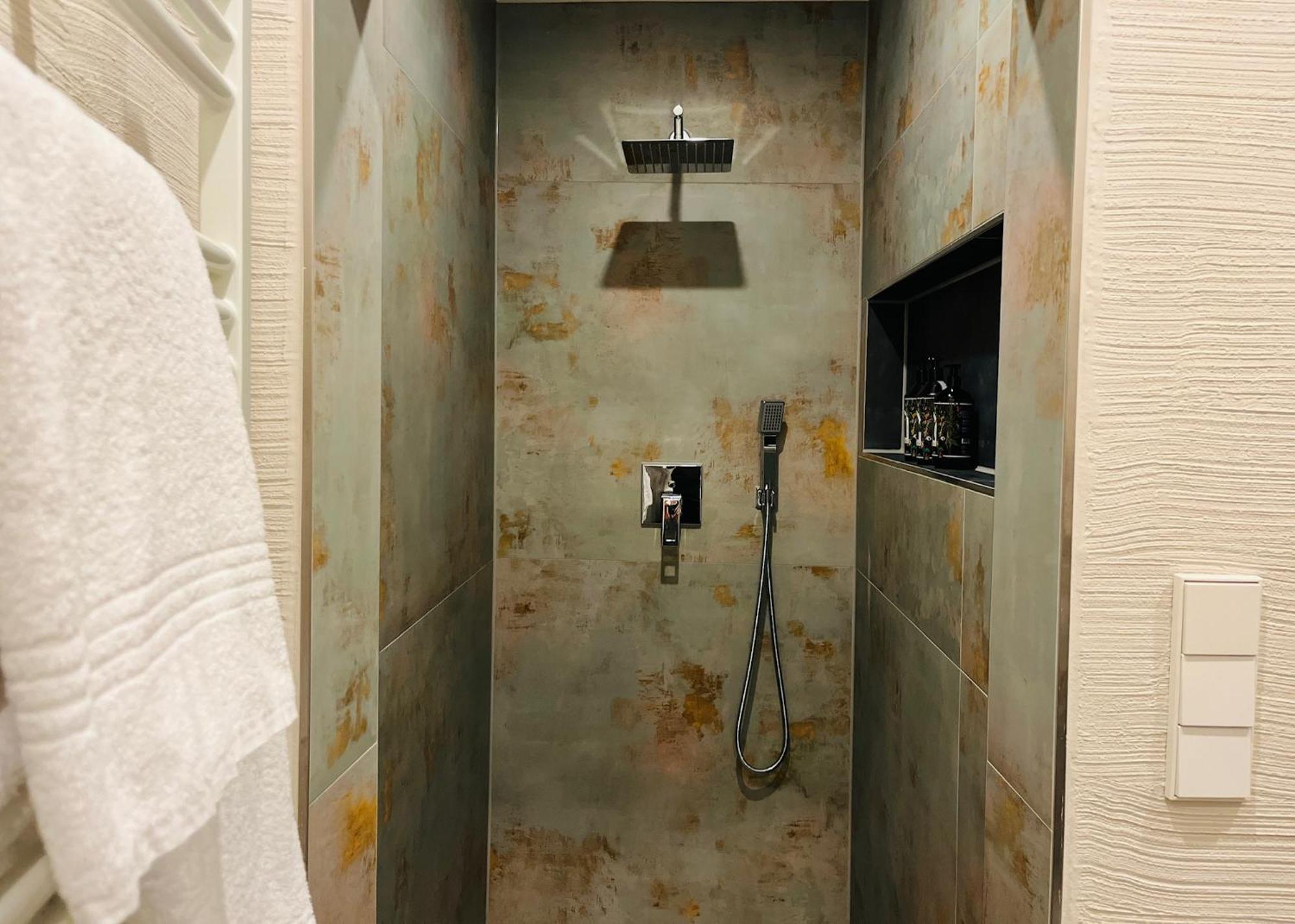 Hotel Schlossberg 바덴바일러 외부 사진